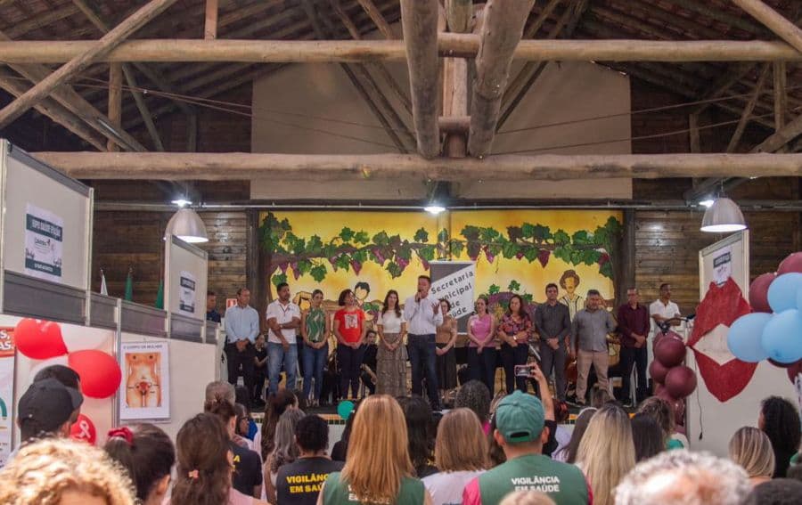 Prefeito Helder participa da abertura da 1ª edição da Expo Saúde em Ação de Colombo